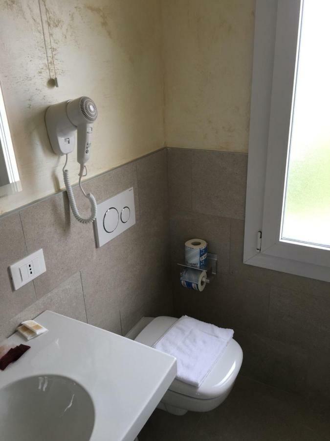 Albergo Rosa カヴァッリーノ・トレポルティ エクステリア 写真